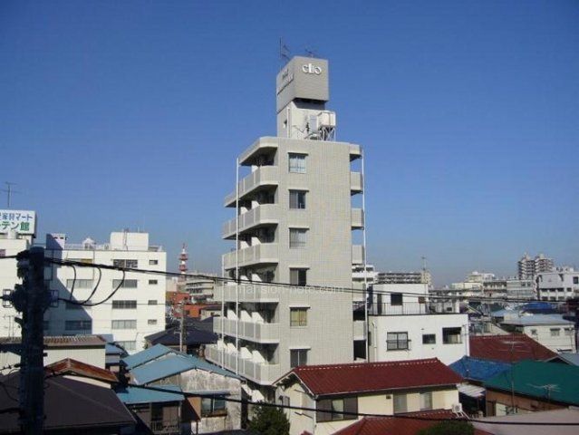 写真：クリオ横須賀中央壱番館の外観