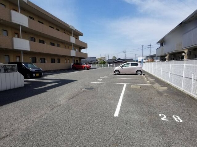 拡大写真:マンション 杏明館 1階103の駐車場