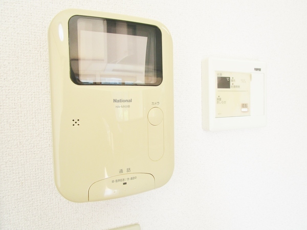 拡大写真:ガーデンハウス 1階12のTVドアホン