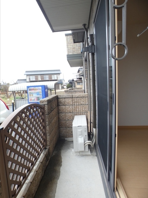 拡大写真：カントリーヒルズ東岐波 1階102の内観