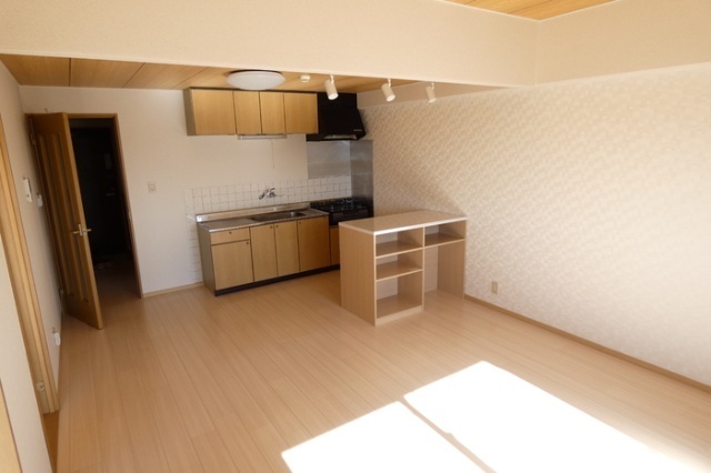 拡大写真：マンション　杏明館 3階314の内観