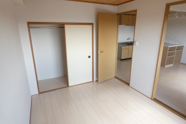 拡大写真：マンション　杏明館 3階314の内観