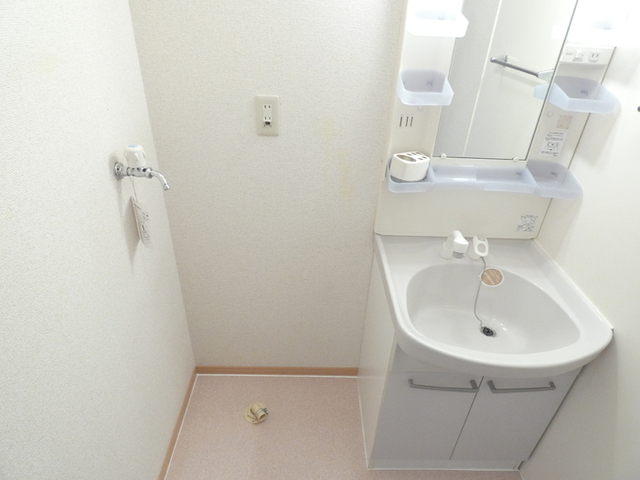 拡大写真:セジュールヴァンセンヌ B棟 1階B101の洗面所