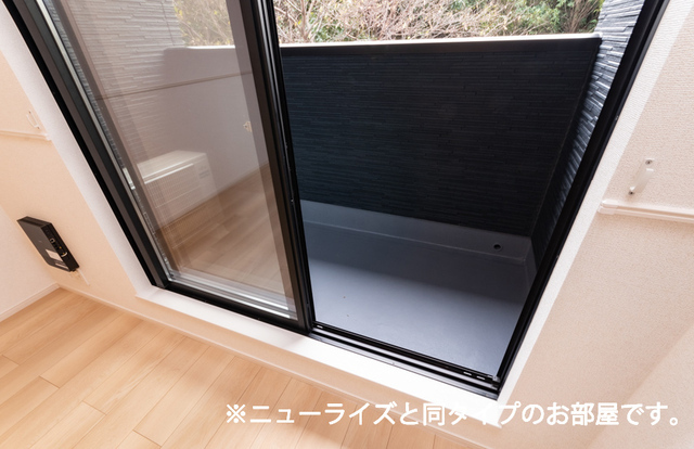 拡大写真:プルミエールサンⅠ 2階202の内観
