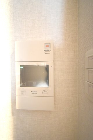 拡大写真:スプランディッド新大阪V 8階801のセキュリティ