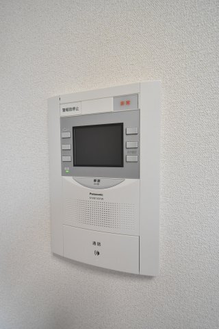 拡大写真：プレサンスOSAKA西中島リエゾン 4階407のセキュリティ