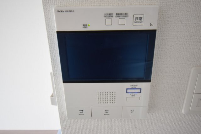 拡大写真:セレニテ新大阪プリエ 13階1306のセキュリティ