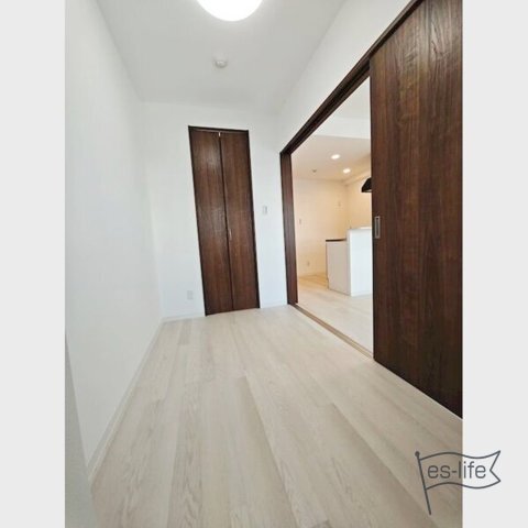 拡大写真:GRAN PASEO 江坂 8階802の寝室