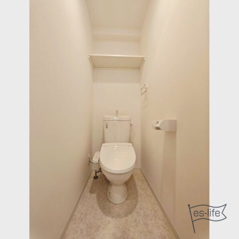 拡大写真:GRAN PASEO 江坂 8階802のトイレ