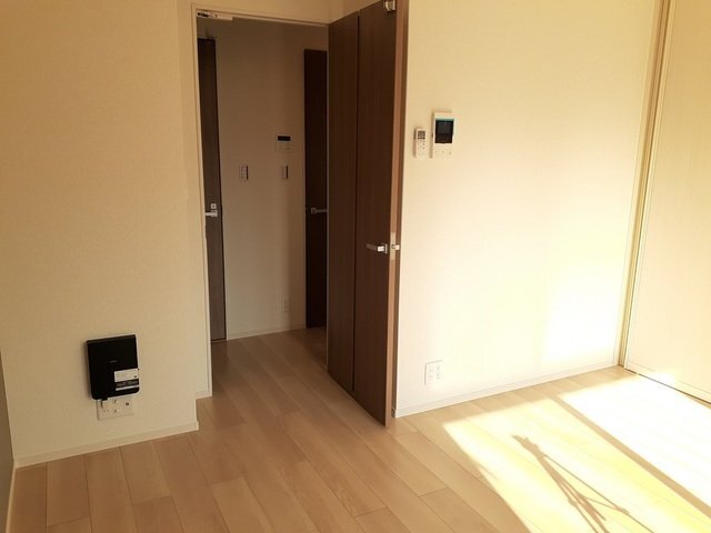 拡大写真:アルカンシエル イースト 2階205の居間