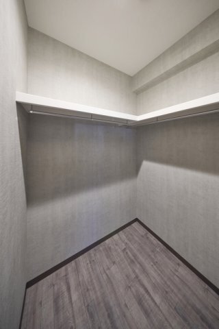 拡大写真:LEGALAND+猫 MIYAKOJIMA 2階202の収納
