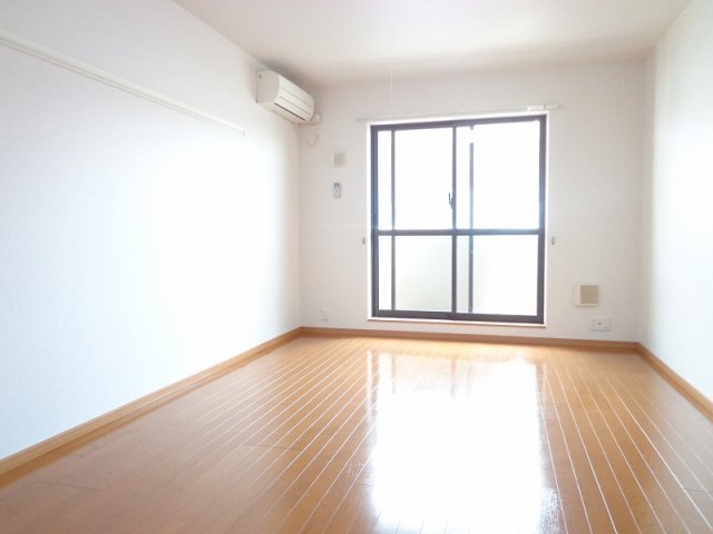 拡大写真:ヌーヴェル・バーグ 3階303の居間