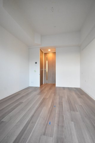 拡大写真:プレサンス塚本駅前 10階1002の居間