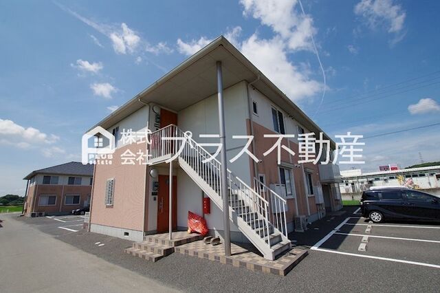 ヴィサージュ本城C棟の外観