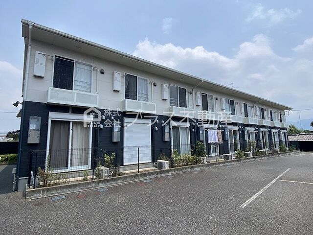 シャトレーヌIIの外観