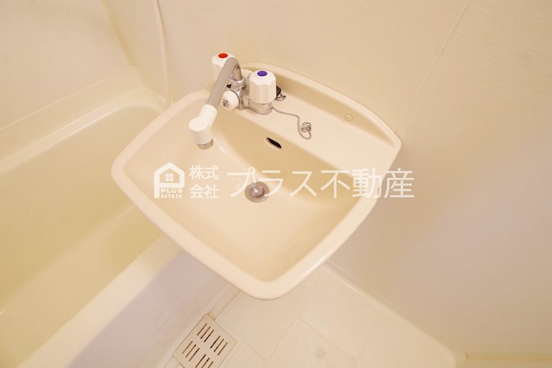 拡大写真:D.roomII 2階205の洗面所