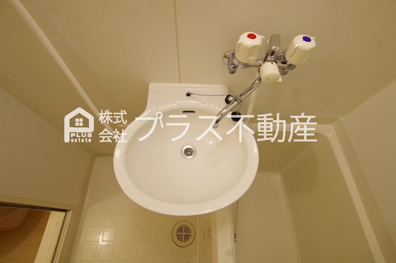 拡大写真:レオパレス木屋瀬 2階203の洗面所