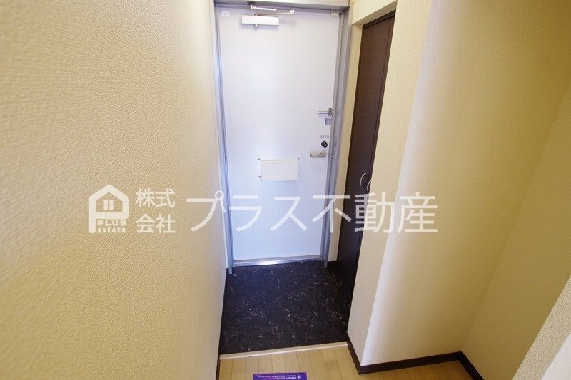 拡大写真:レオネクスト感田 1階108の玄関