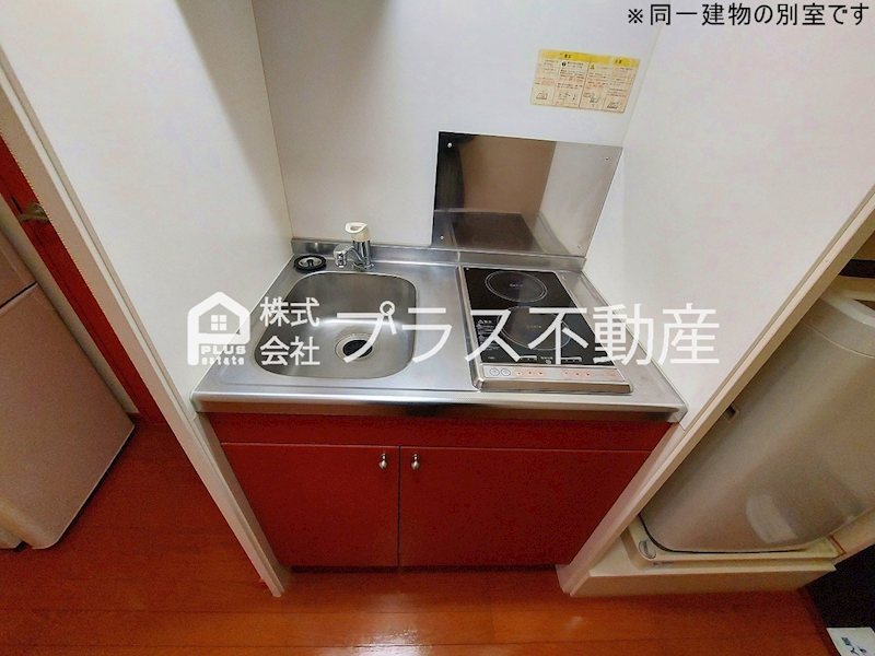拡大写真:レオパレスヴィレッジナカムラI 2階209のキッチン