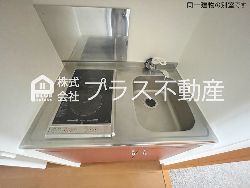 拡大写真:レオパレスウィンクルA 2階203のキッチン