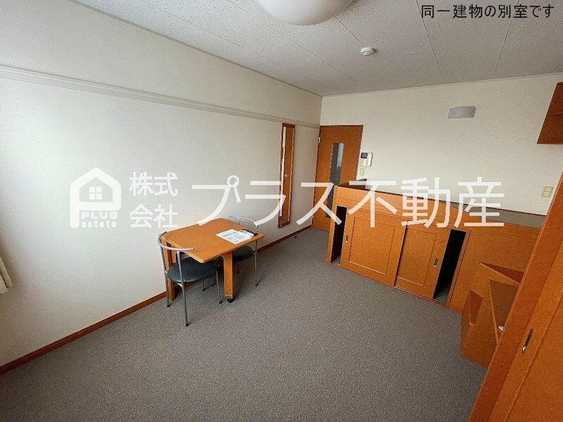 拡大写真:レオパレスウィンクルA 2階203のリビング