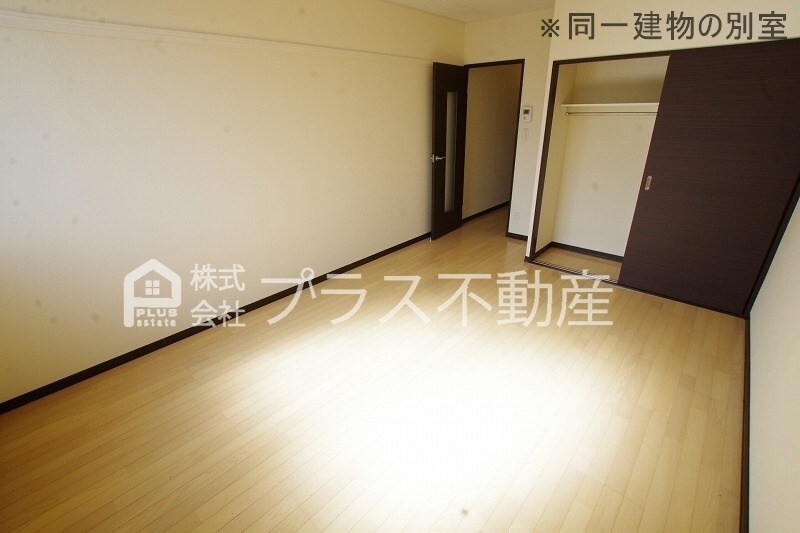 拡大写真:レオネクスト感田 1階107のリビング