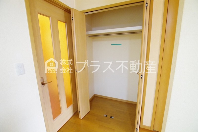 拡大写真:リヴィエール光 1階102の収納