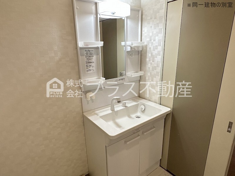 拡大写真:サンパーク木屋瀬II 1階108の洗面所