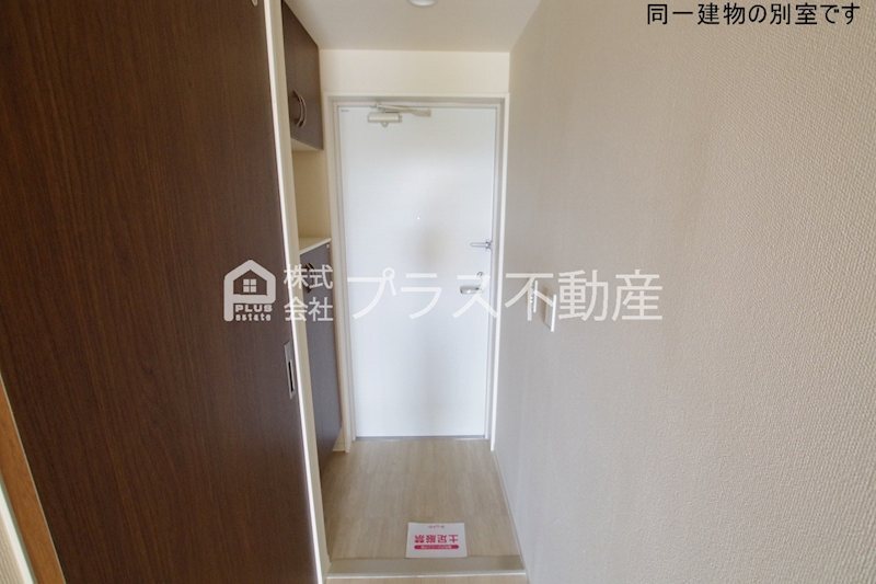 拡大写真:K-BLD No.06 3階303の玄関