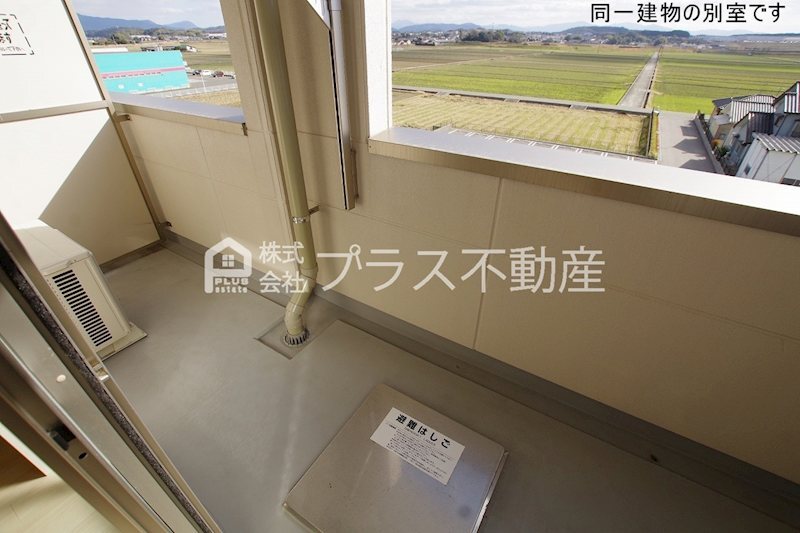 拡大写真:K-BLD No.06 3階303のバルコニー・ベランダ