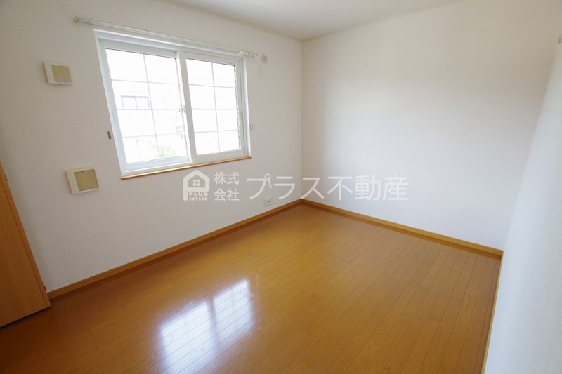 拡大写真:スターヒルズII 1階102のその他部屋・スペース