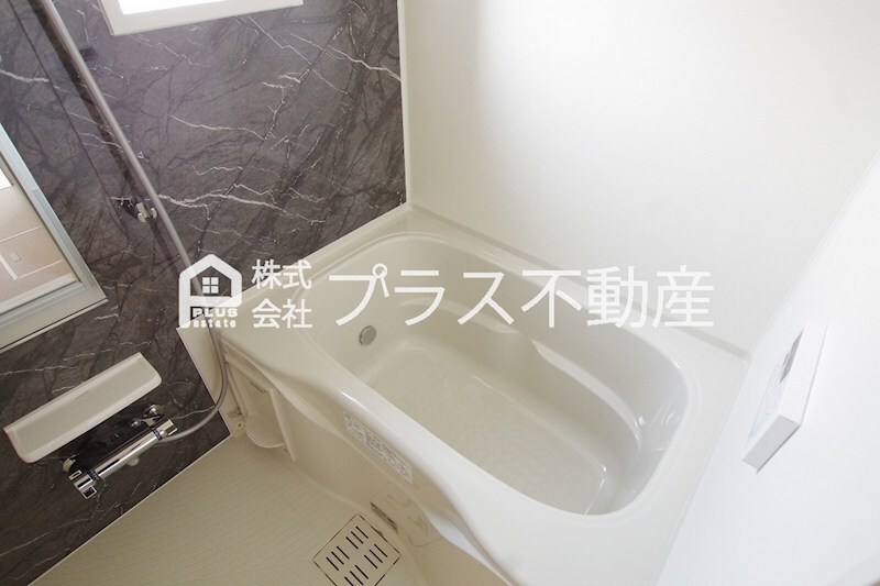 拡大写真:プリムヴェール B 2階201の風呂