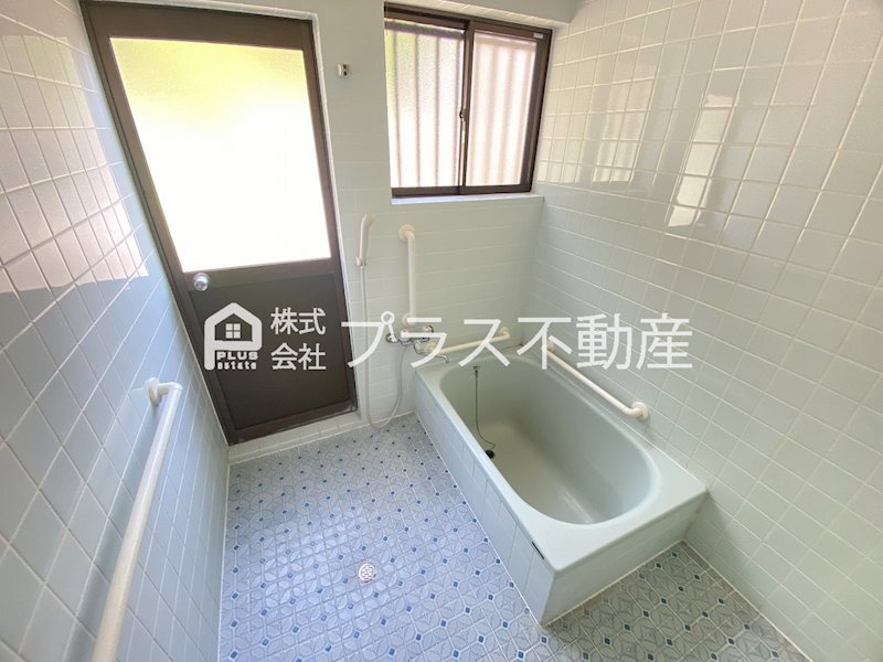 拡大写真:山部戸建 1階K1の風呂