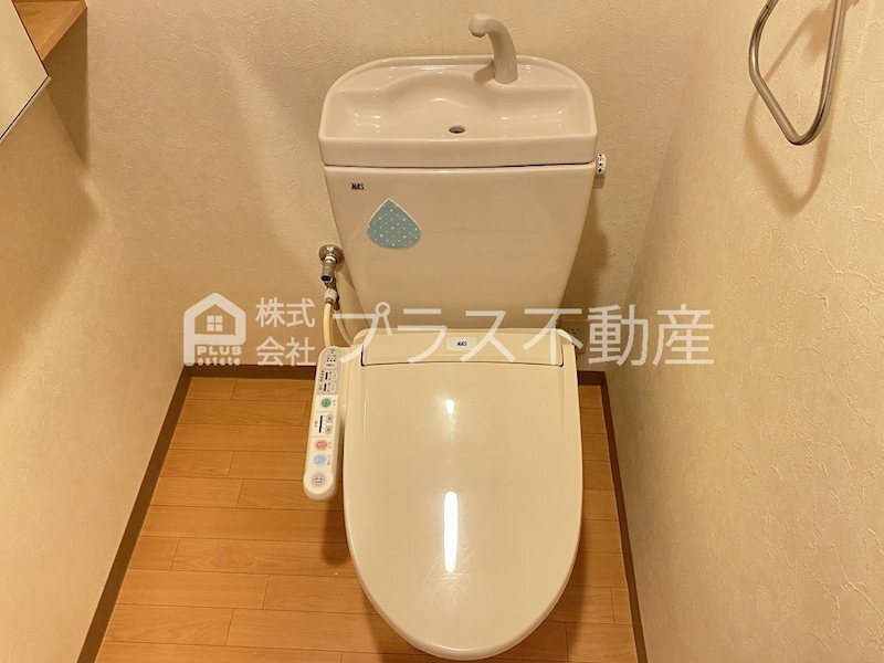 拡大写真：スローハンド壱番館 2階201のトイレ