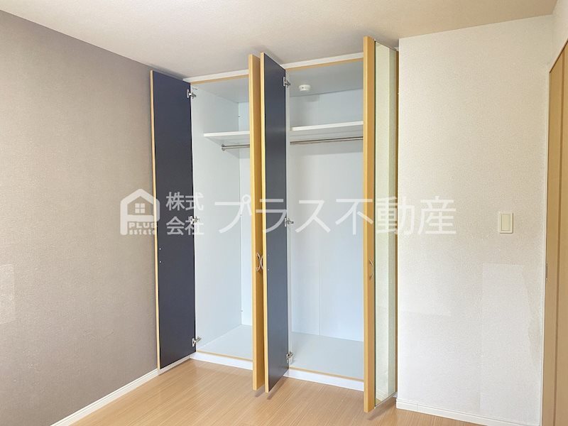 拡大写真:スローハンド弐番館 1階102の収納