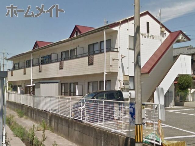 ロイヤルハイツの外観