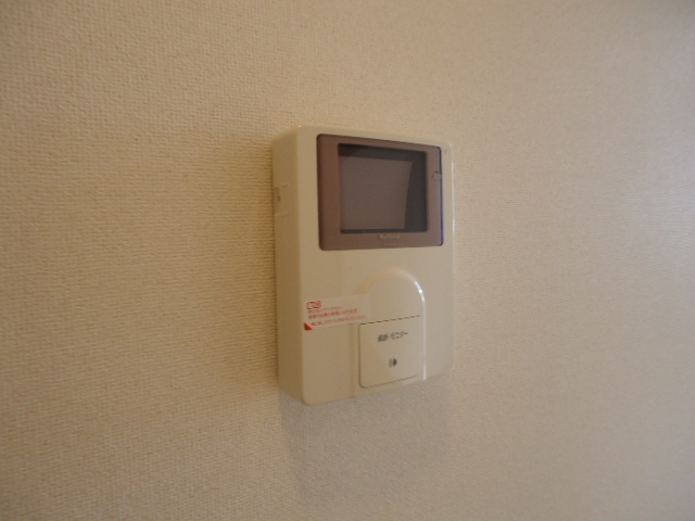 拡大写真:アクアライフ エムズ 1階101のカメラ付インターホン
