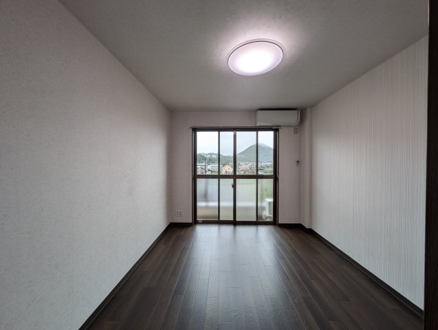 拡大写真:Liberation21 3階303の居間