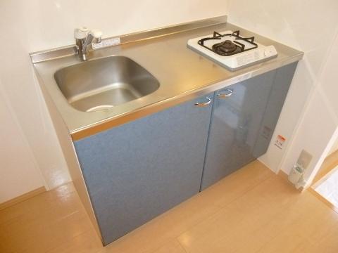 拡大写真:コーポアイリス 1階102のキッチン