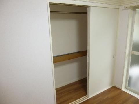 拡大写真:アルカディア北一色 2階206の収納