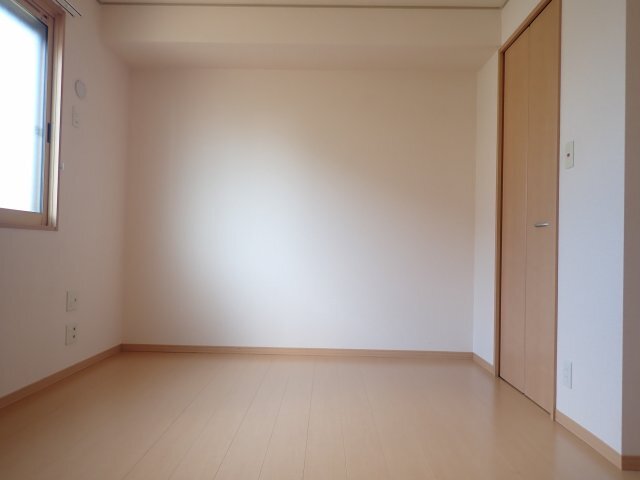 拡大写真：Ｔｈｒｅｅ　Ｗｏｏｄｓ　Ｙ＆Ｆ　Ａ・Ｂ 1階A108の内装