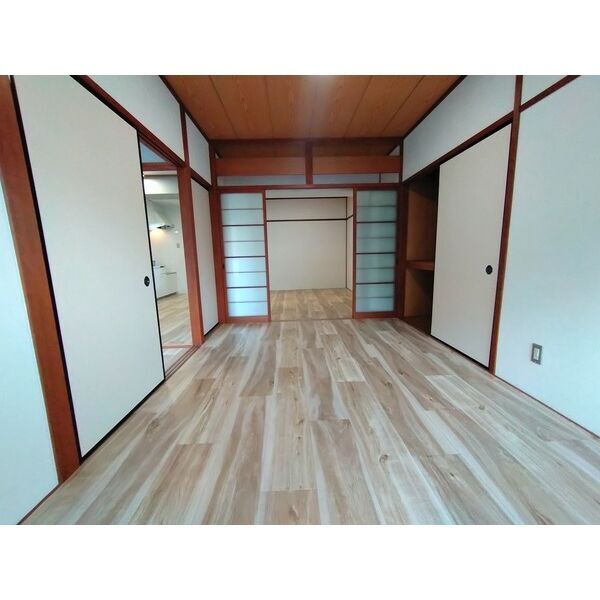 拡大写真：コーポ菊川 1階102の内装