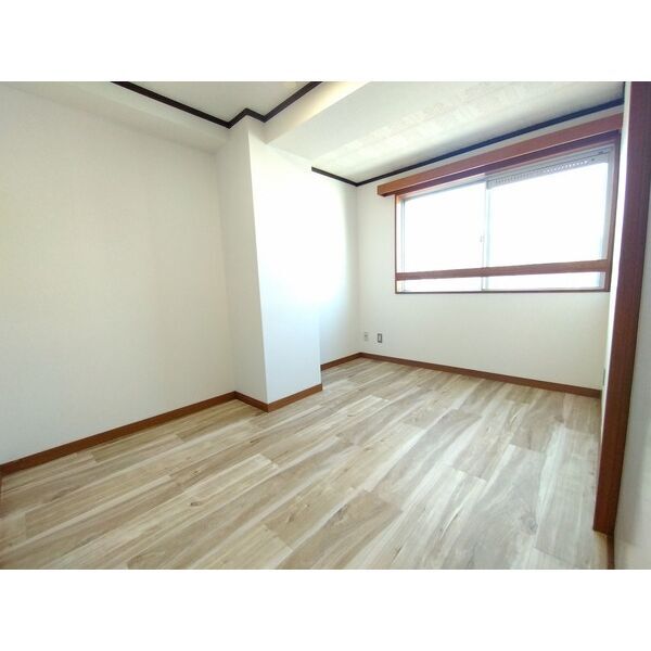拡大写真:コーポ菊川 1階301の居間