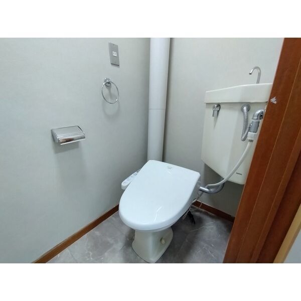 拡大写真:コーポ菊川 4階505のトイレ