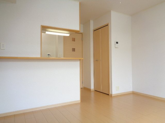 拡大写真:アルバーダ 2階201のきれいな内装です