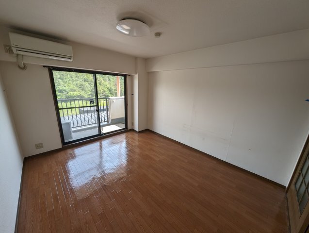 拡大写真:プリーダ 5階5Aの居間