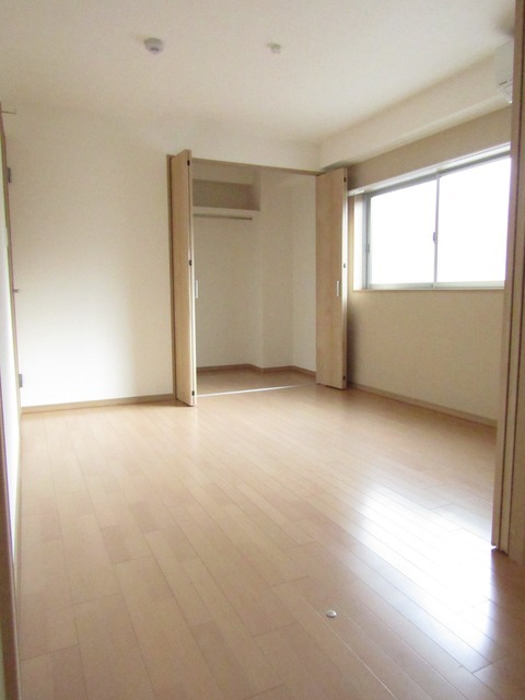 拡大写真:コーポ安田 3階303の内観