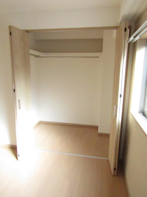 拡大写真:コーポ安田 3階303の内観