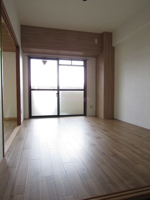 拡大写真:サンロード蔵前 4階403の内観