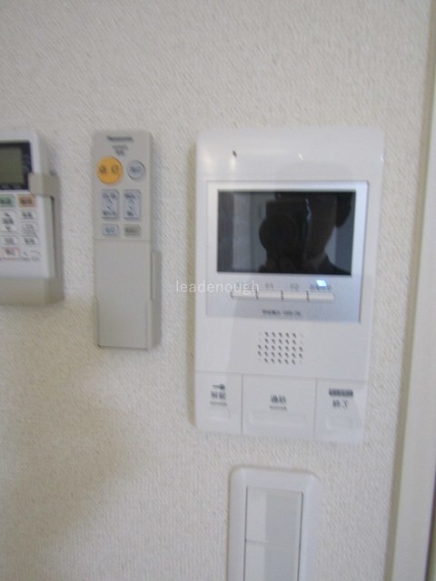 拡大写真:フジパレス鷹合 1階102の内観